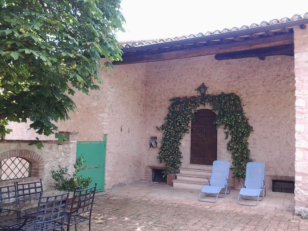 La Palombaia Guest House Spoleto Bagian luar foto